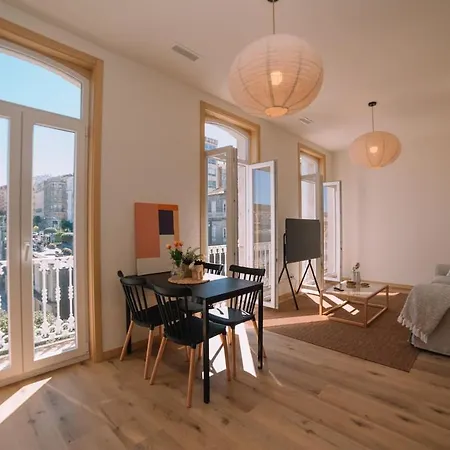 Elegancia Luz Y Calidez - Apto 3 By * Vigo