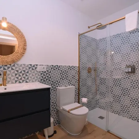 Elegancia Luz Y Calidez - Apto 3 By