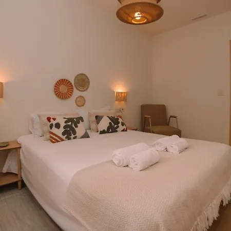 Elegancia Luz Y Calidez - Apto 3 By Apartment