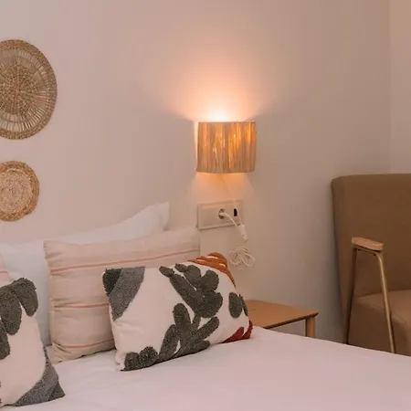 Elegancia Luz Y Calidez - Apto 3 By