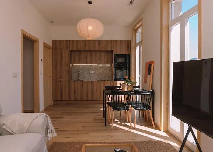 Elegancia Luz Y Calidez - Apto 3 By Apartman